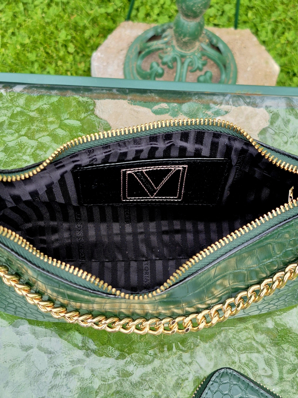 Victoria's Secret Dark Green Croc-Embossed Shoulder Bag & Wallet Set - Picture 6 of 8